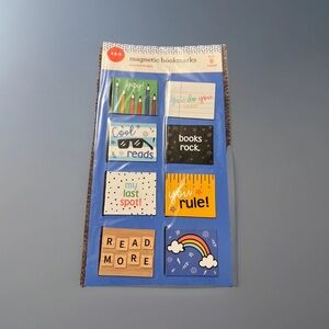 PACK OF 8 EDUCATIONAL MAGNETIC BOOKMARKS